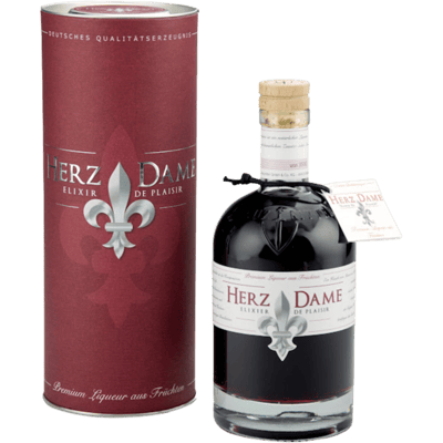 Queen of hearts in gift box - fruit liqueur