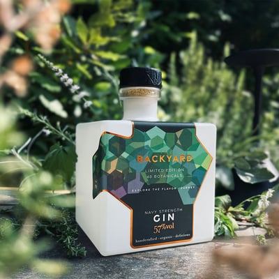 SNOWO Distillers THE BACKYARD Navy Strength Gin - Limited Edition