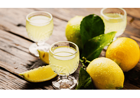 Limoncello - Alles über den italienischen Zitronenlikör