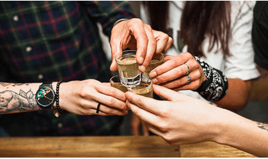 Genuss-Geschenke: Rum, Likör, Schnaps verschenken