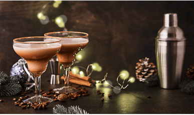 Brandy Alexander - schneller weihnachtlicher Cocktail