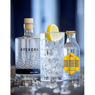 RYEKORN Tonic mit Goldberg Flasche