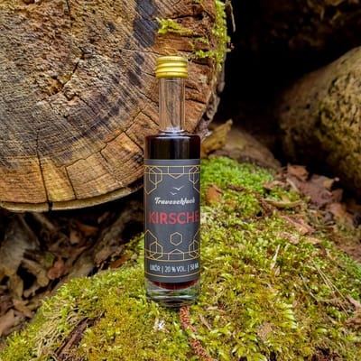 Traveschluck Kirsche - Cherry liqueur