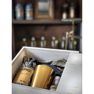 SILKGIN gift box (1x gin + 1x tumbler + 1x straw + 2x silk scarves)
