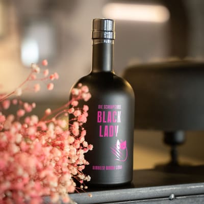 Schnapps idea Black Lady - raspberry x habanero x vodka liqueur