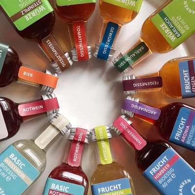ezzich Tasting - Bio Essig Probierpaket (12 verschiedene Essigsorten)