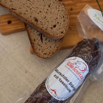 Die Wurschtler Haselnuss Salami