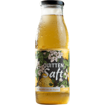 Quince juice from orchard fruit