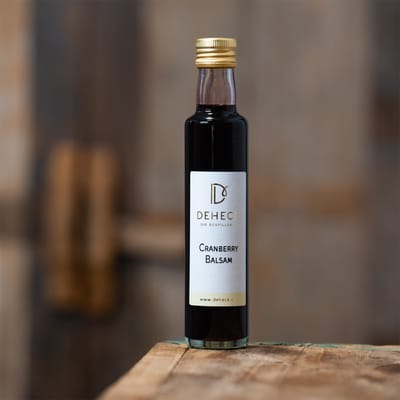 Cranberry balsamic vinegar preparation