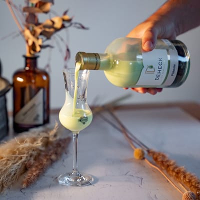 Pistachio cream liqueur