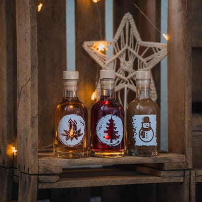 Deheck Christmas Liqueur Trio (1x Baked Apple Liqueur + 1x Spekulatius Liqueur + 1x Plum Cinnamon Liqueur)