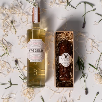 Wildlieb "Hyggelig" set (1x blueberry and damson salami + 1x organic white mulled wine)