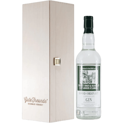Berry's Good Ordinary Gin with wooden gift box
