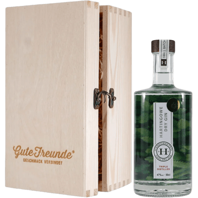 Hartingowe Pinsapo Dry Gin with wooden gift box