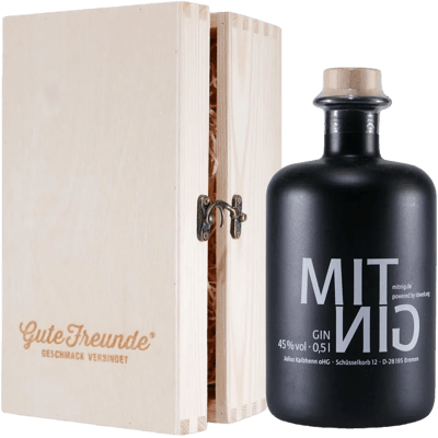 With Nig Gin black with wooden gift box