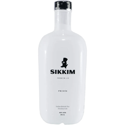 Sikkim Premium Gin Privée with wooden gift box