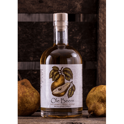 Holsteiner Geister Ole Beern - Williams Christ pear brandy matured in wooden barrels