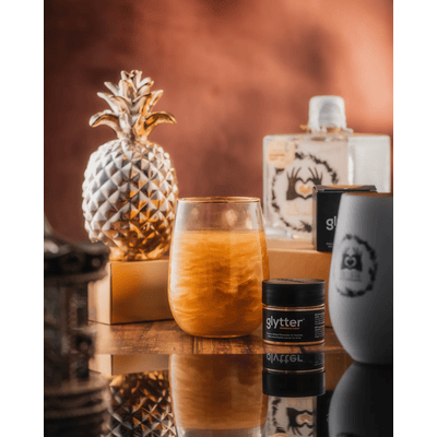 Gin Liebe Dry Gin mit Glytter Bundle (1x Dry Gin + 1x Glytter in Wunschfarbe + 1x Car Perfume)