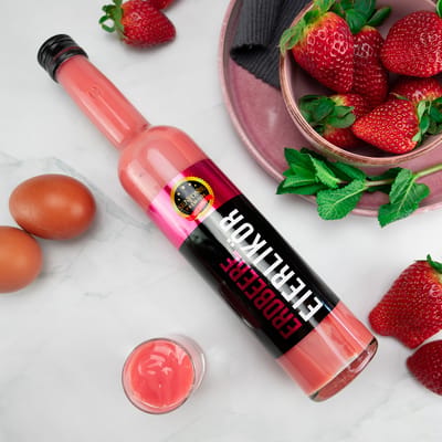 Strawberry eggnog