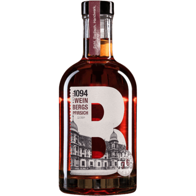 Brandwerk76 - 1094 Red vineyard peach liqueur
