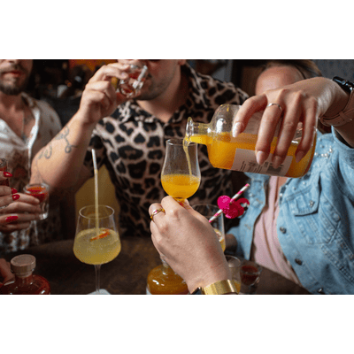 HENS & MONKEYS Mango-Peach Liqueur with Vanilla