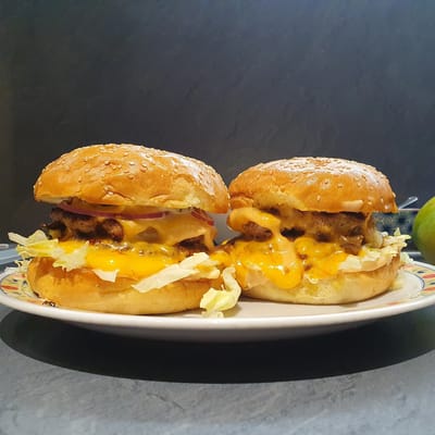 Mr. Dobelina Sesame Potato Rolls - Burger Buns