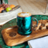 LOGOKrug Kaffeekrügerl Green Alien in Flip Flop Green
