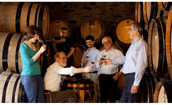 Manoel D. Poças Junior Vinhos SA