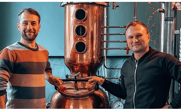 SNOWO Distillers