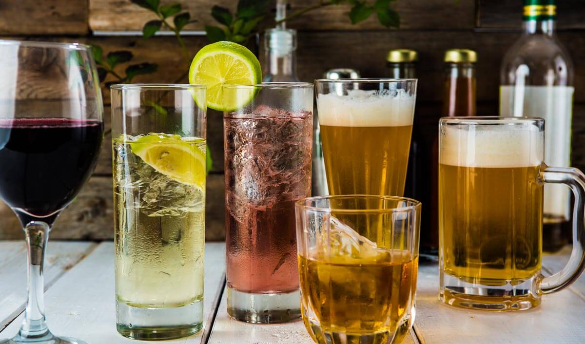8 Kalorienarme Getränke mit Alkohol und alkoholfrei