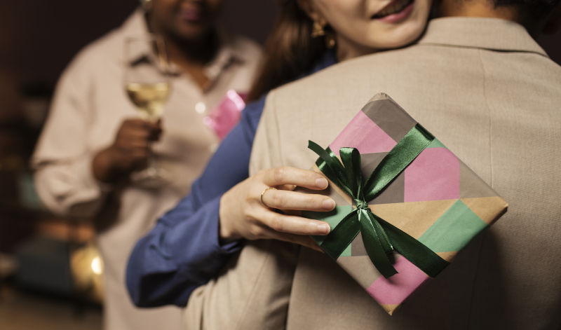 Du weißt nicht was du schenken sollst? Ein Gin Tasting Set geht immer. Du weißt nicht was du schenken sollst? Ein Gin Tasting Set geht immer.