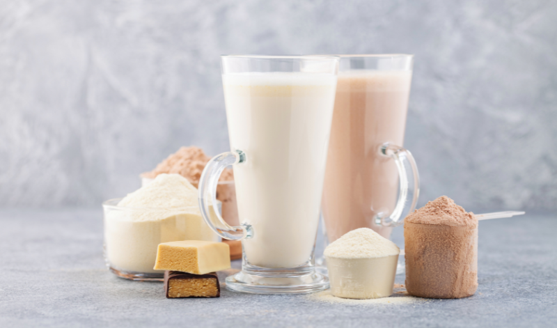 Hanfprotein ist eine prima Protein- & Nährstoffquelle für Sportbegeisterte, aber auch für alle, die sich vegan & vegetarisch ernähren. Hanfprotein ist eine prima Protein- & Nährstoffquelle für Sportbegeisterte, aber auch für alle, die sich vegan & vegetarisch ernähren.