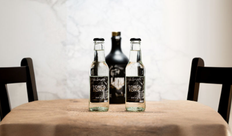 Das Wild Tonca Tonic ist perfekt auf den Wild Lion Gin abgestimmt Das Wild Tonca Tonic ist perfekt auf den Wild Lion Gin abgestimmt